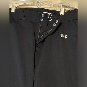 Under Armour women’s softball pants size XXL - only worn for 2 games